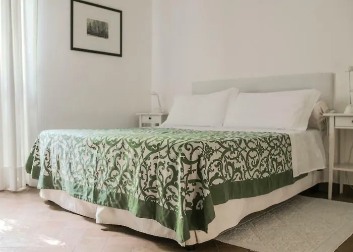 Quattrocolli Apartman Quattro Castella